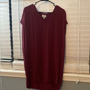 Old navy Maroon M